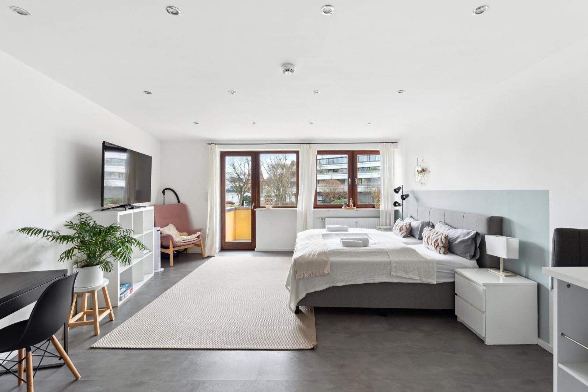 Sali Homes - Charming Studio Apartment In Heart Of Bayreuth With Balcony Εξωτερικό φωτογραφία
